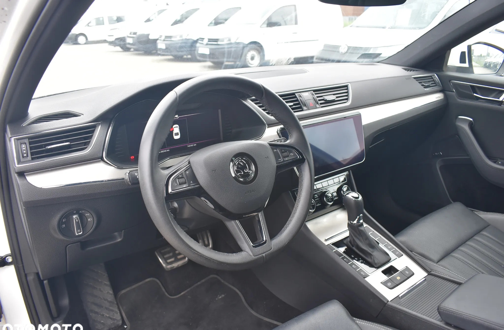 Skoda Superb cena 111200 przebieg: 143180, rok produkcji 2019 z Żukowo małe 781